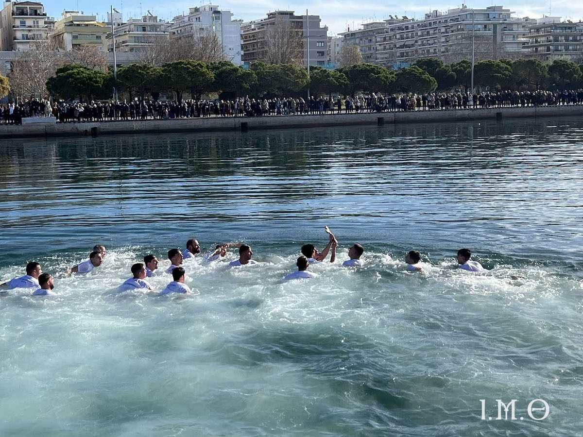 2401.9 άνεια105